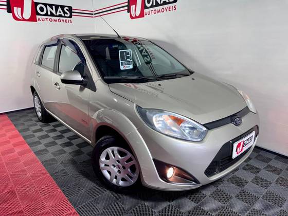 FORD FIESTA 1.6 MPI CLASS HATCH 8V FLEX 4P MANUAL FORD FIESTA 1.6 MPI CLASS HATCH 8V FLEX 4P MANUAL